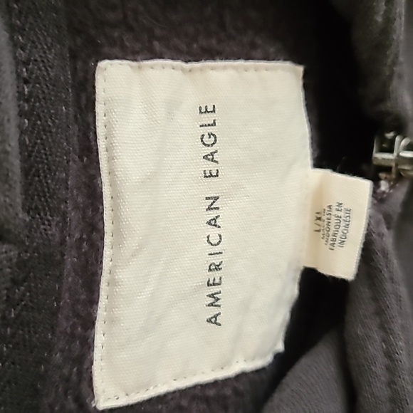 AE zipper hoodie - Picture 4 of 8